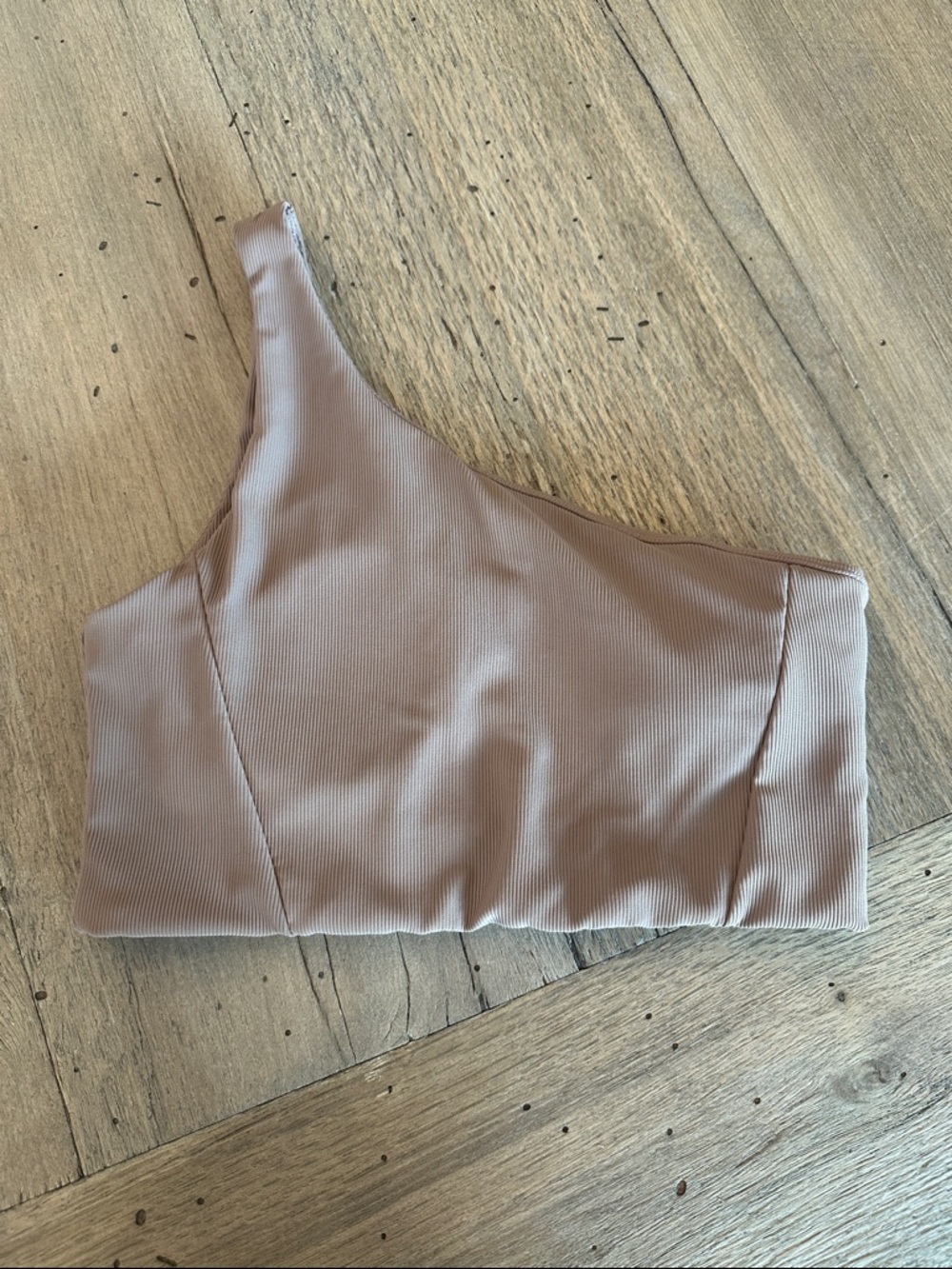 Wilo The Label One Shoulder Sports Bra